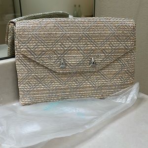 stella & dot clutch